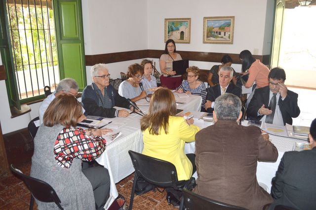 Déficit presupuestario afecta a universidades públicas y privadas